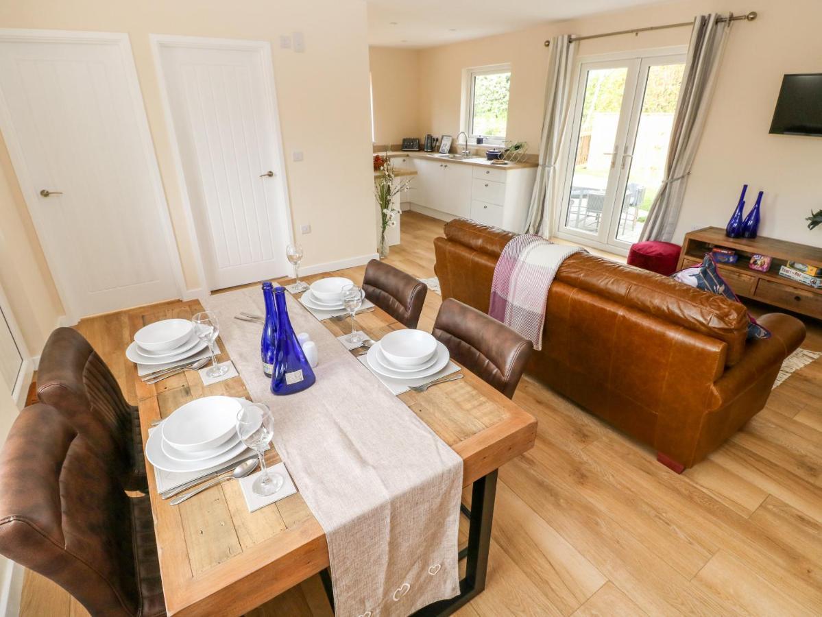 Caldey Lodge Bier Wood Lodges United Kingdom Buitenkant foto