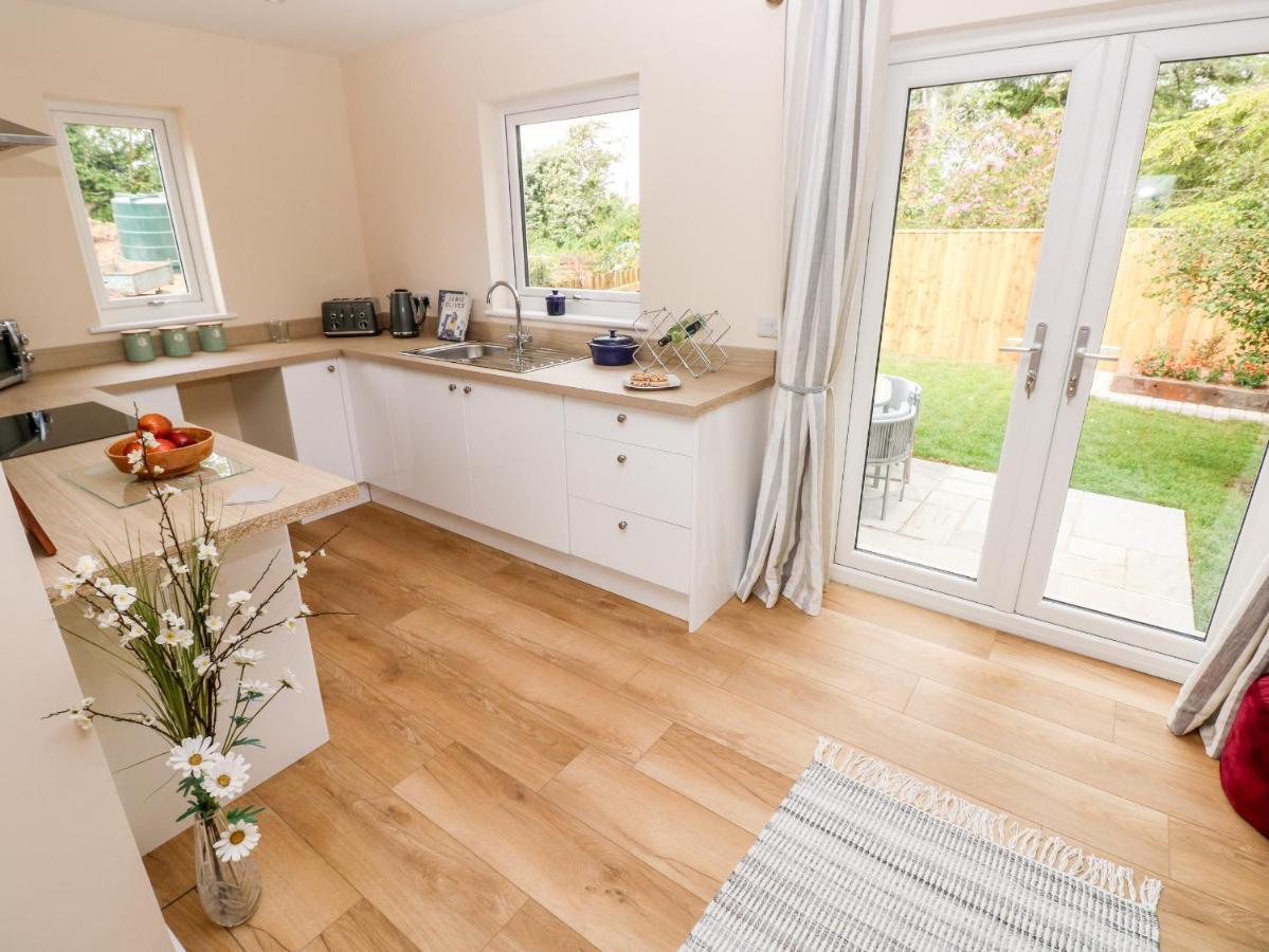 Caldey Lodge Bier Wood Lodges United Kingdom Buitenkant foto